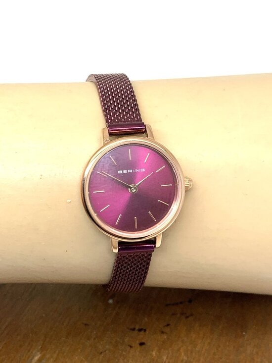 Bering Women\'s Watch 11022-969 Quartz Rose Gold Purple 22mm Mesh Steel Band main image 11